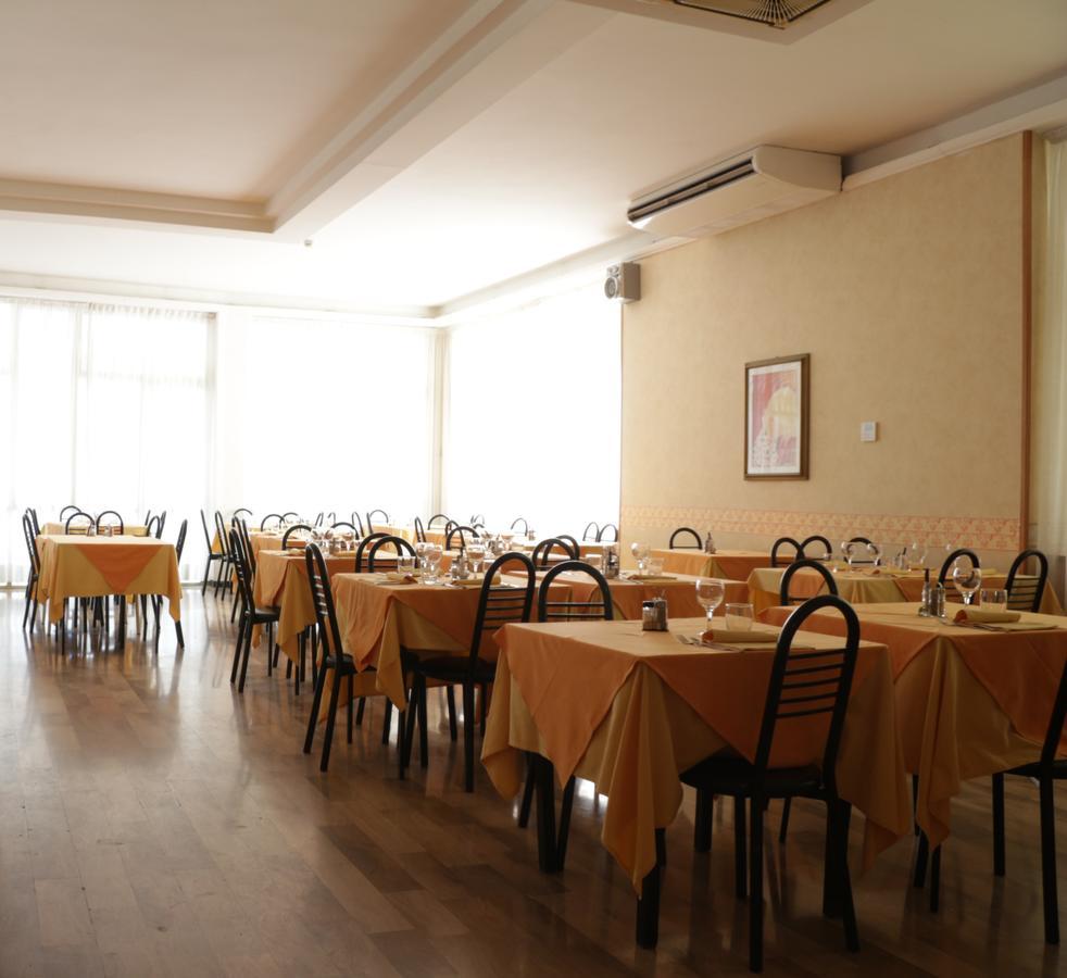 Hotel Arena 카톨리카 외부 사진